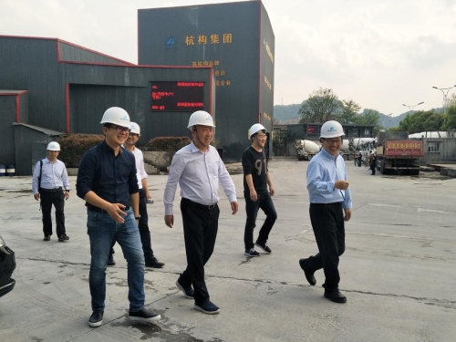 【管理纵横】抢抓机遇 放眼未来 ——尊龙凯时人生就是博·中国集团董事长来连毛赴杭构•砼二分公司视察指导工作