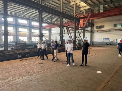 【管理纵横】尊龙凯时人生就是博·中国集团董事长张汉文一行赴所属钢结构公司诸暨加工基地调研指导